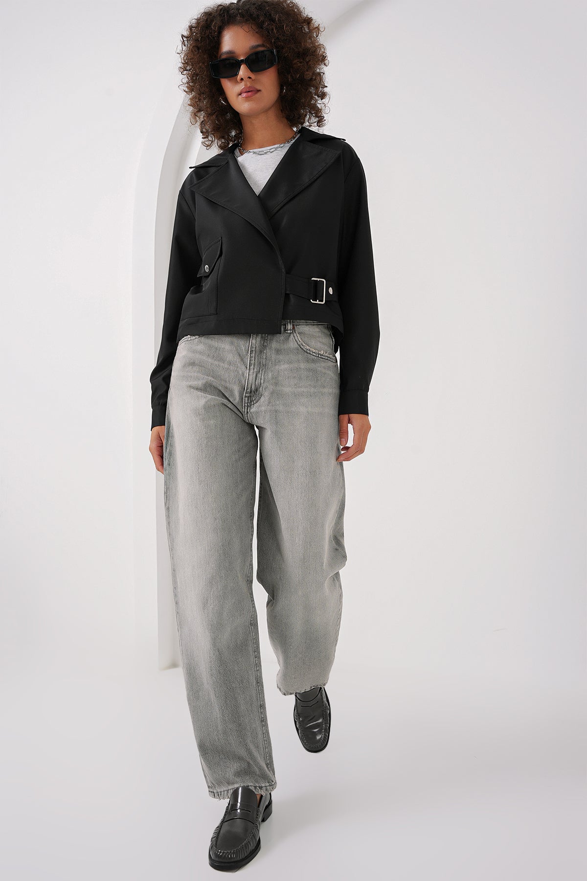 0712 Kruvaze Yaka Kısa Trençkot - Siyah