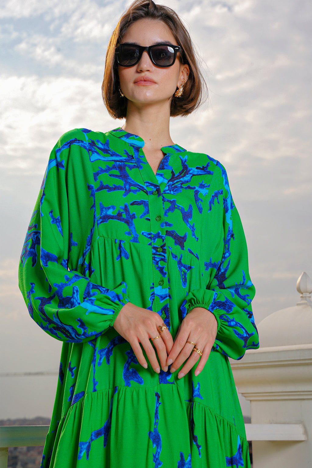 2423 Otantik Desenli Tesettür Elbise - Koyu Yeşil