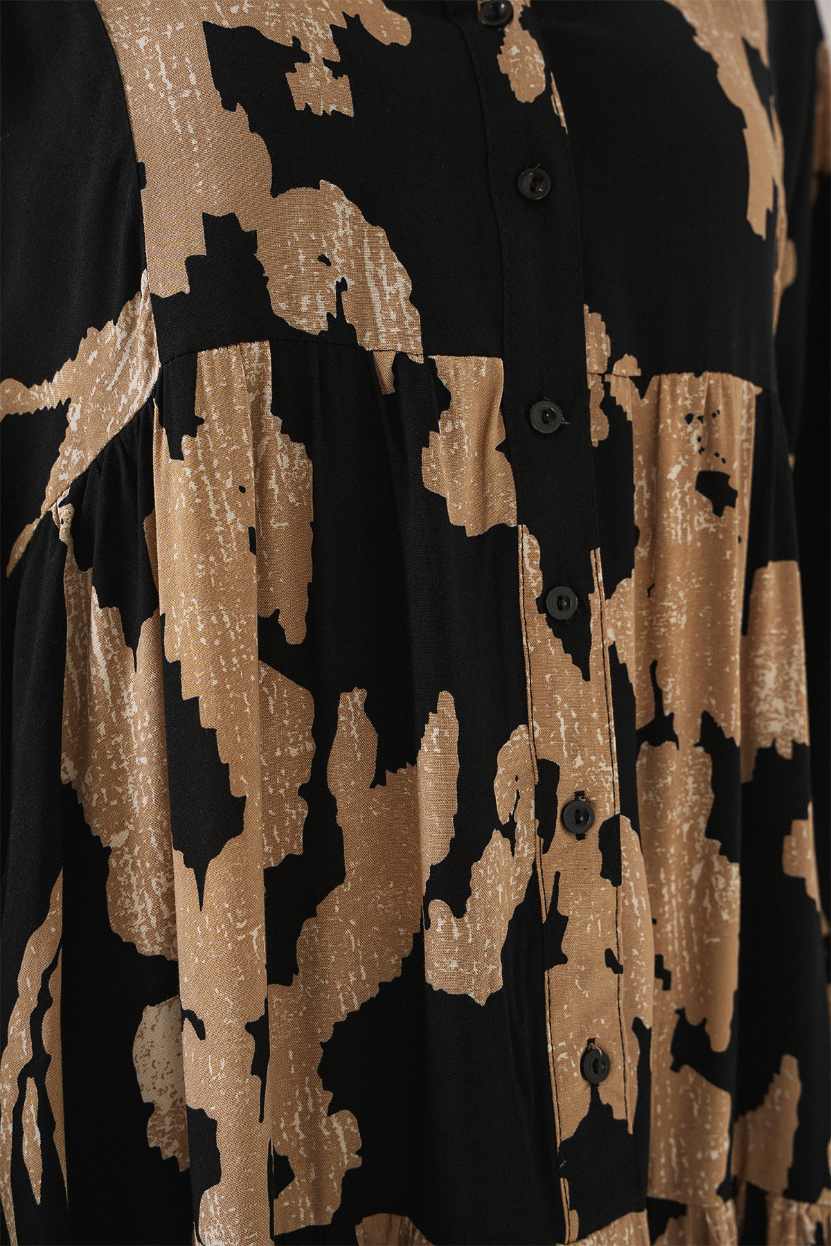 2423 Otantik Desenli Tesettür Elbise - A.Bej