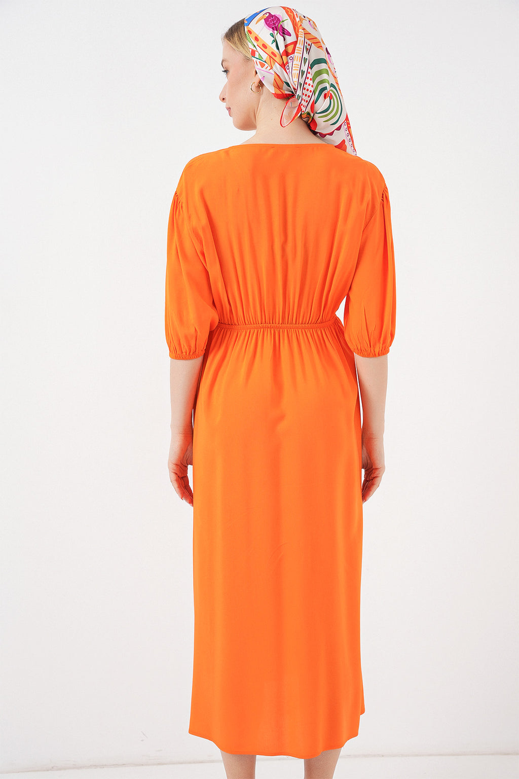 2570 Kadın Beli Büzgülü V Yaka Elbise - Turuncu