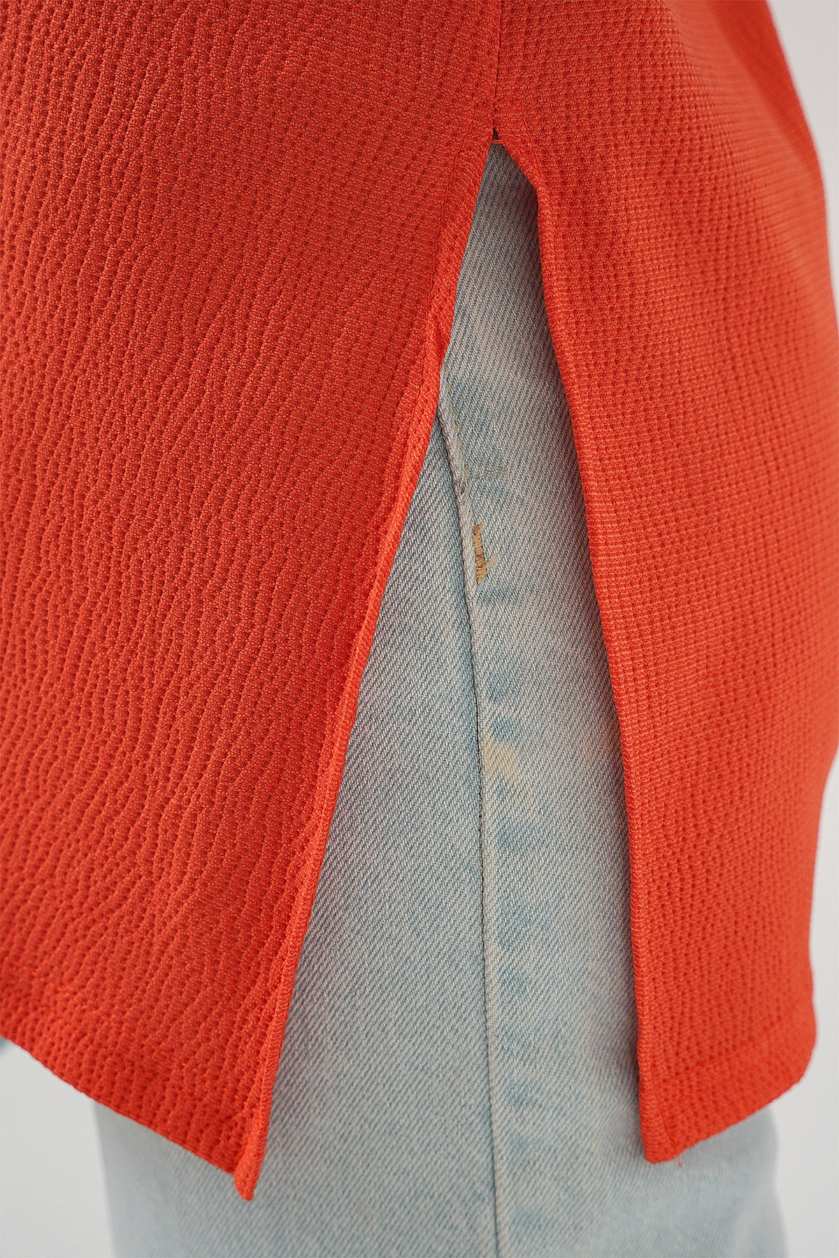 4332 Yanı Yırtmaçlı Örme Tişört - Turuncu