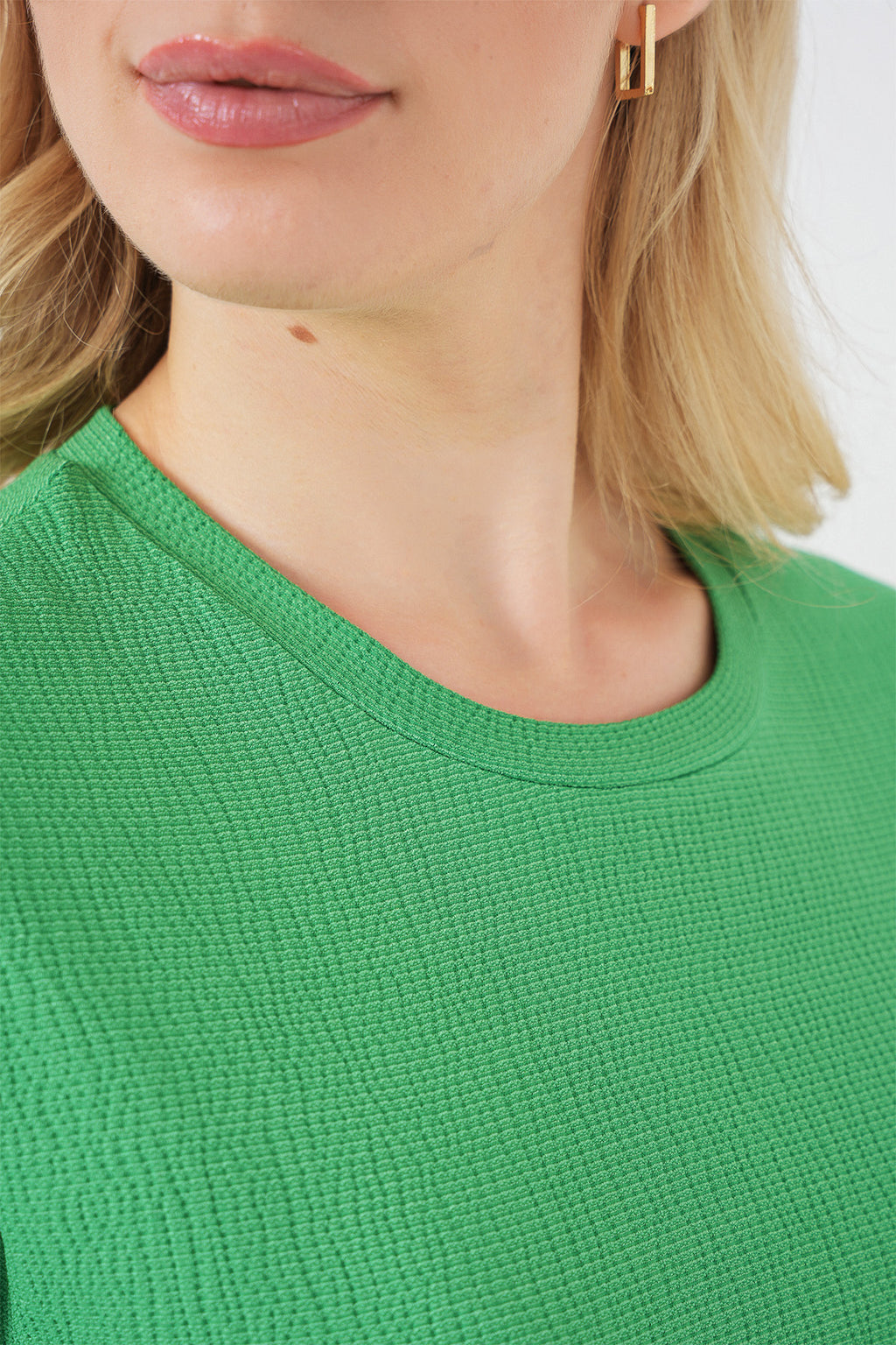 4332 Yanı Yırtmaçlı Örme Tişört - Yeşil