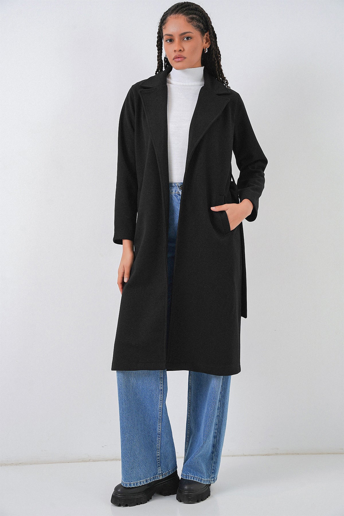 9118 Kruvaze Yaka Kaşe Kaban - Siyah