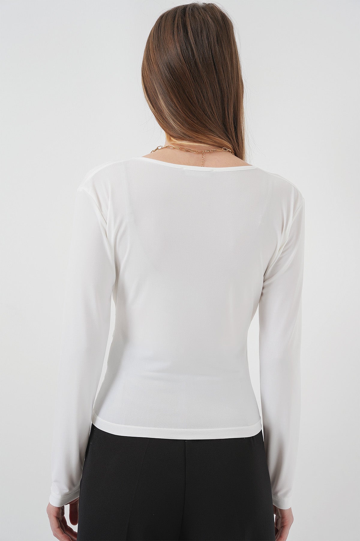 939 Anvelop Yaka Sandy Bluz - Beyaz