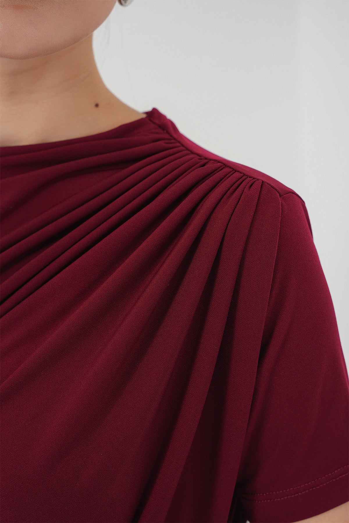 Büzgü Detaylı Kısa Kol Sandy Bluz 945 - Bordo