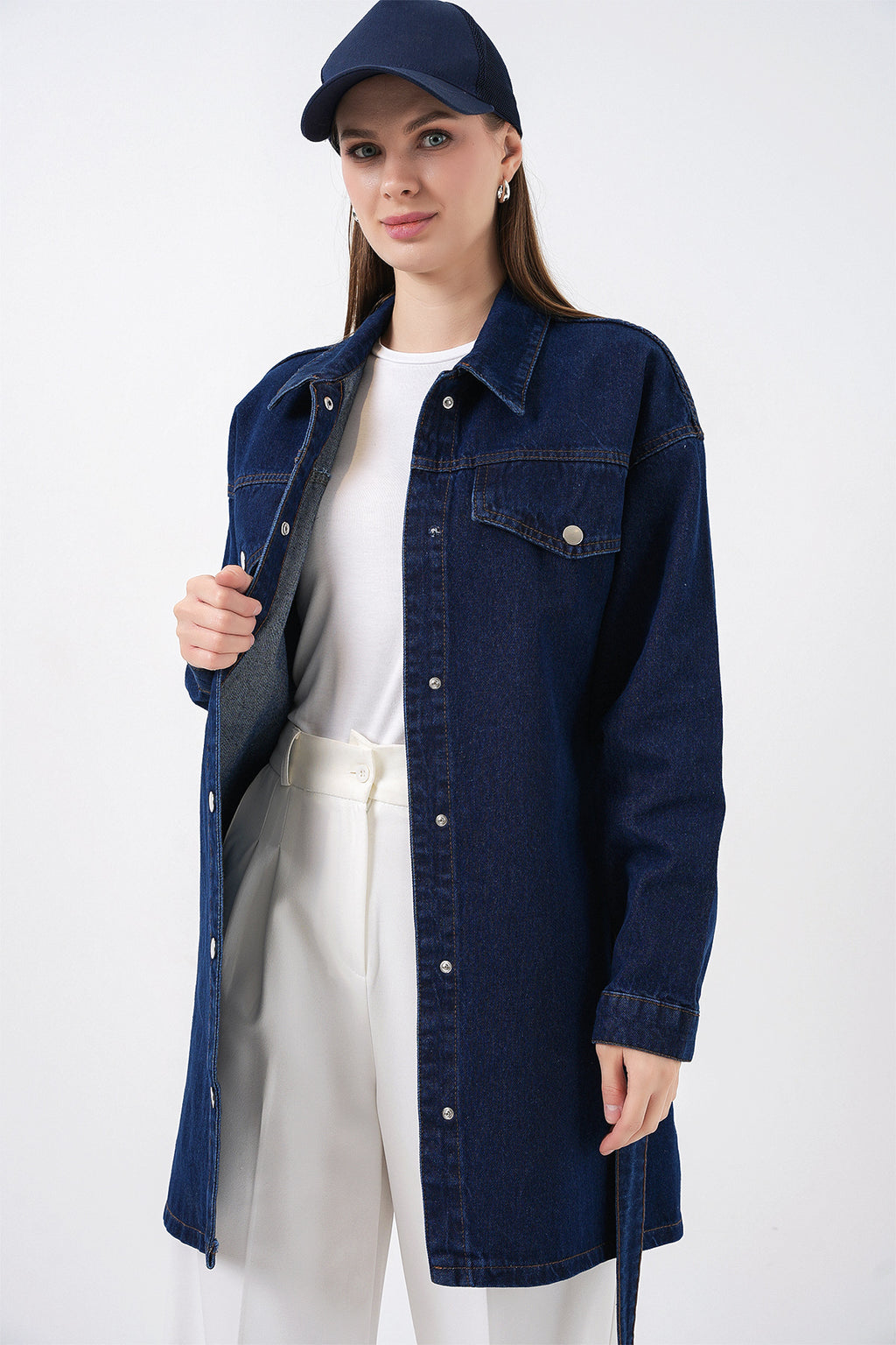 Kadın Boydan Düğmeli Kuşalı Kot Ceket 0740 - Lacivert