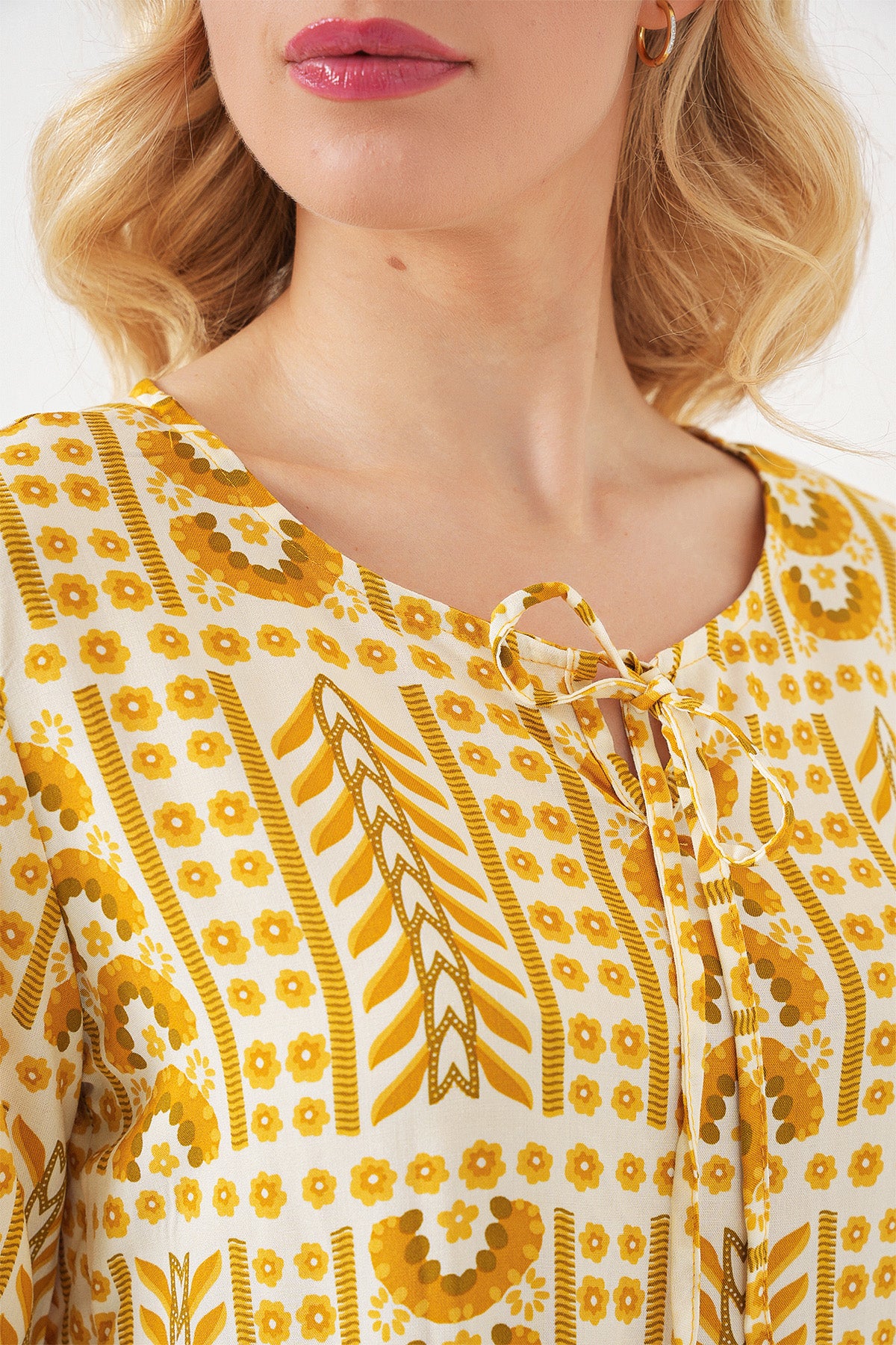 Kadın Desenli Kısa Kol Bluz 969 - Sarı