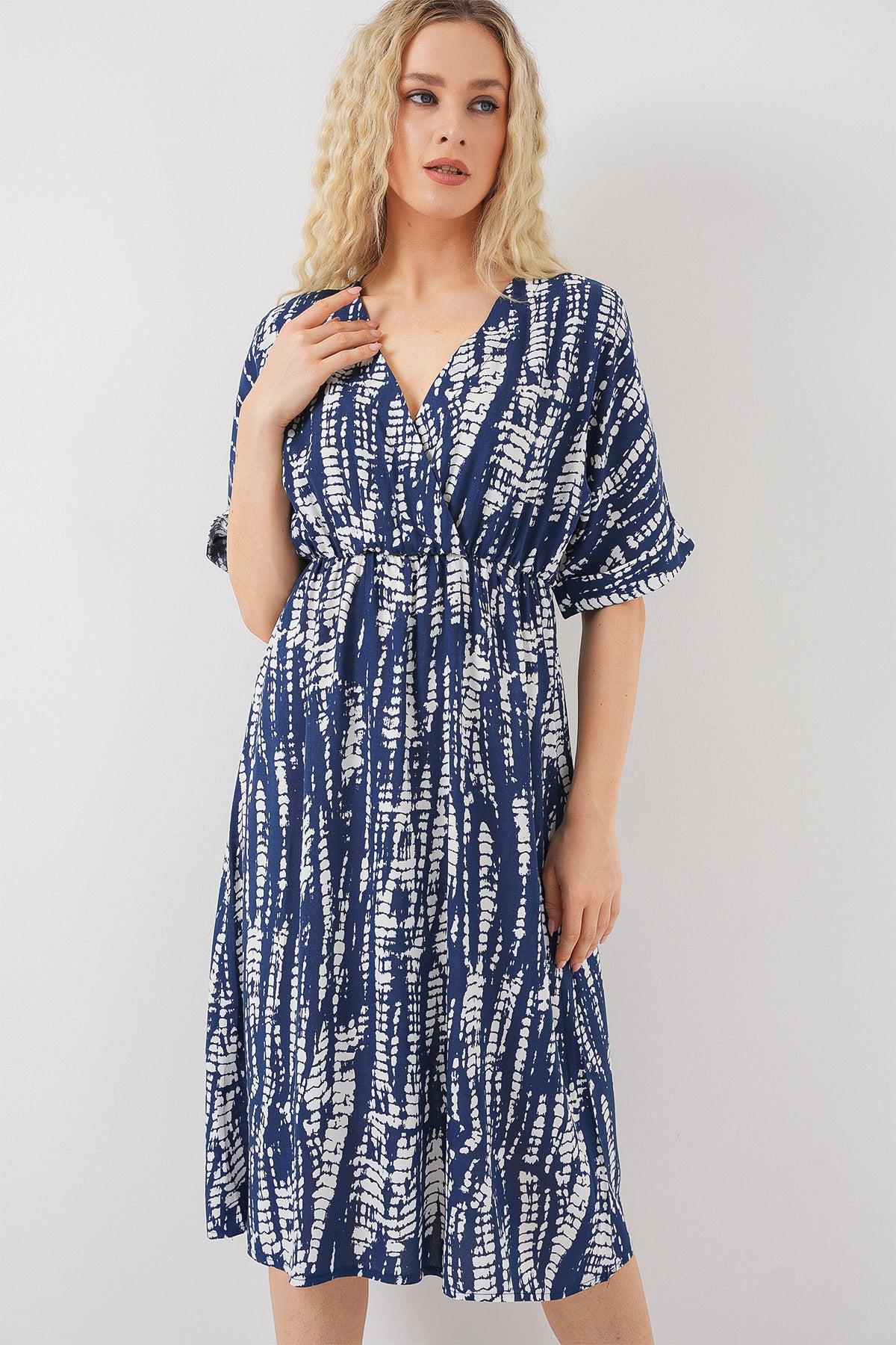 Kadın Desenli Kısa Kol Elbise 2569 - Lacivert