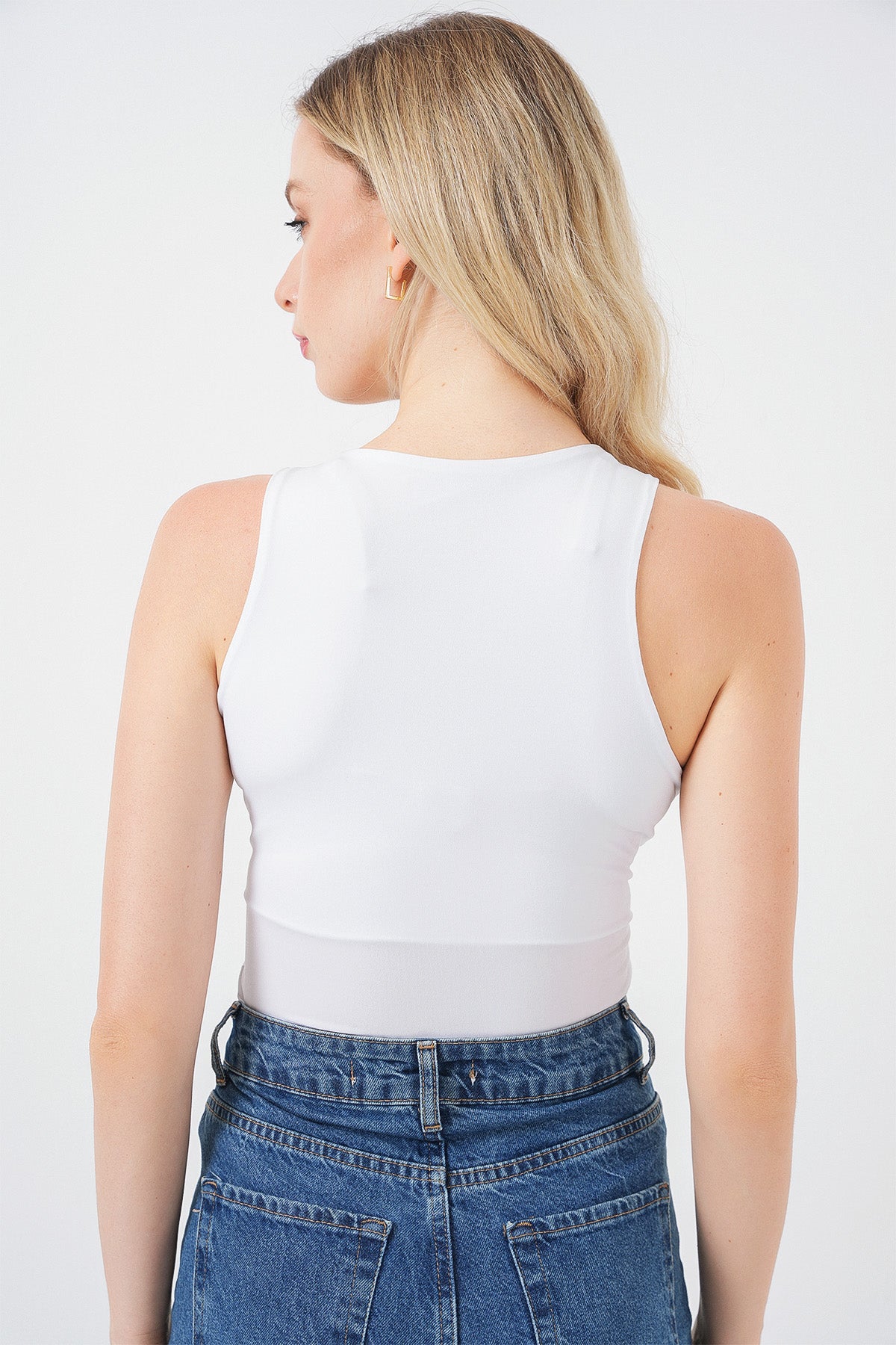 Kadın Halter Yaka Çıtçıtlı Body 972 - Beyaz