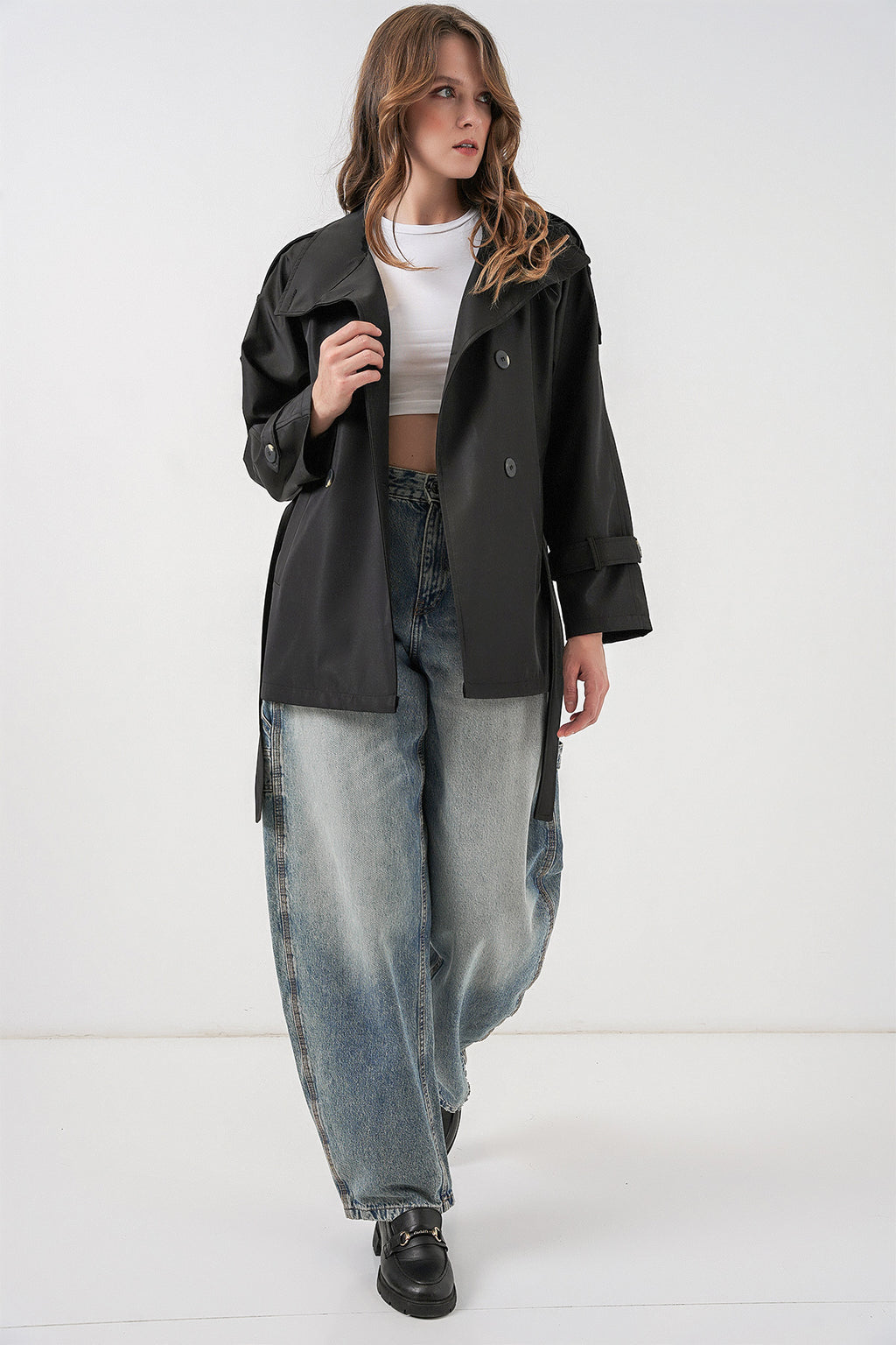 Kadın Kruvaze Yaka Kısa Trençkot 5980 - Siyah