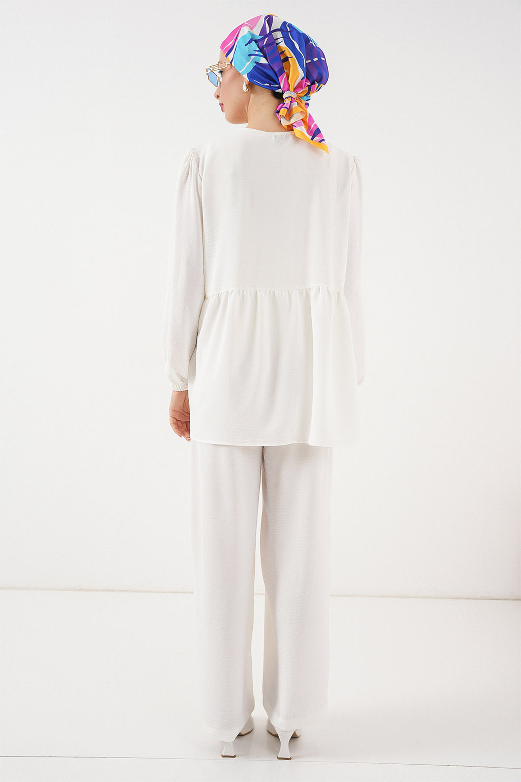 Kadın Önü Bağcıklı Tunik Pantolon İkili Takım 6744 - Beyaz