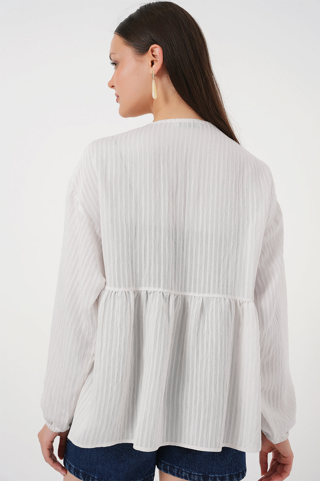 Kadın Önü Bağcıklı Uzun Kol Bluz 946 - Ekru
