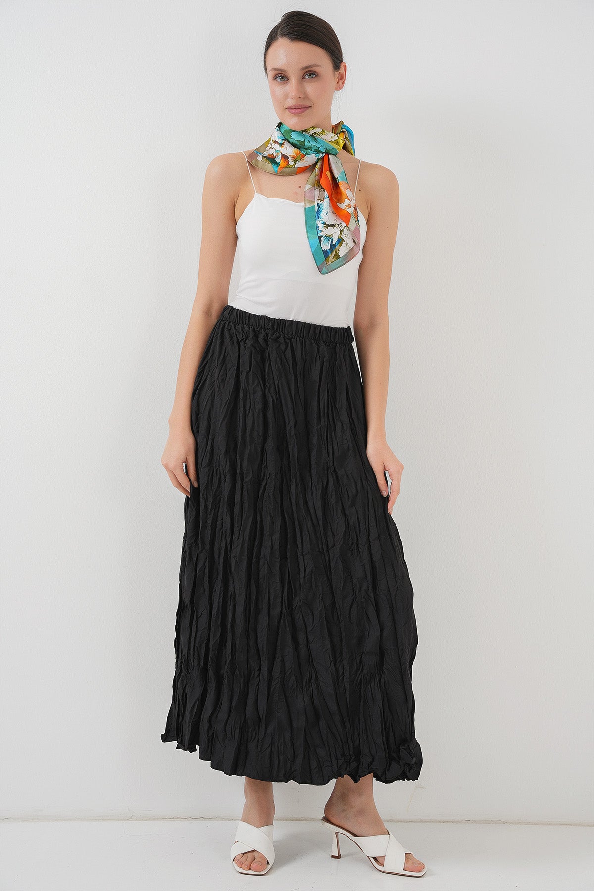 Kadın Uzun Kırışık Etek 8042 - Siyah